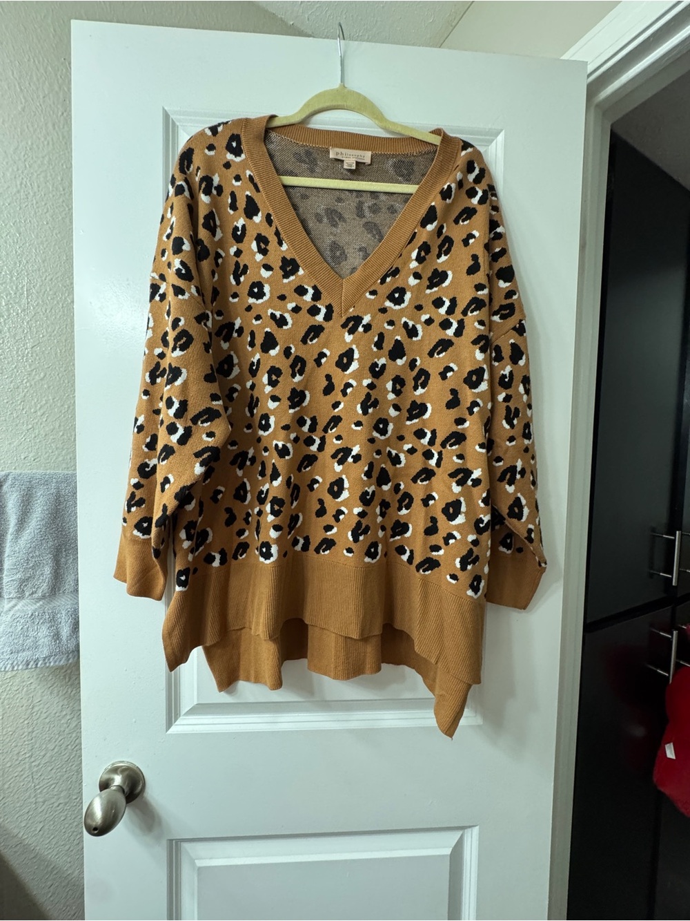 Philosophy Camel Leopard Print V-Neck Sweater